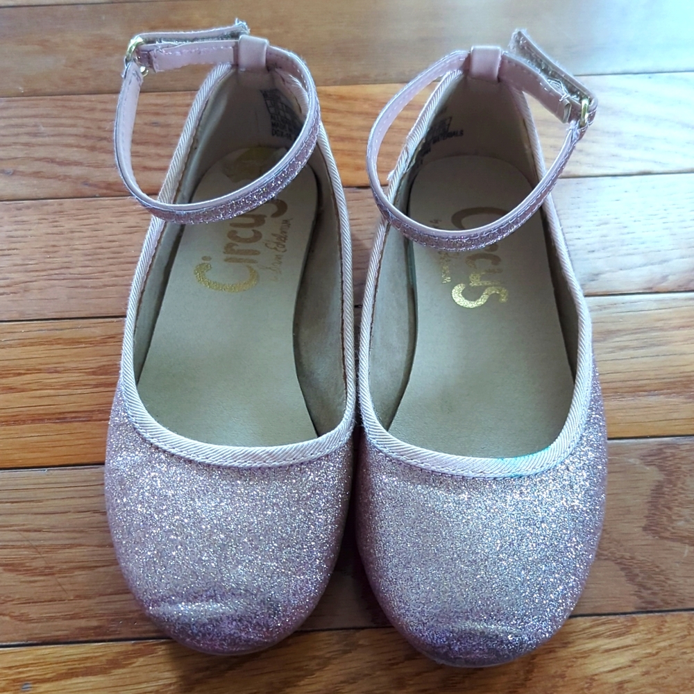Girls sparklingly pink shoes size 12
